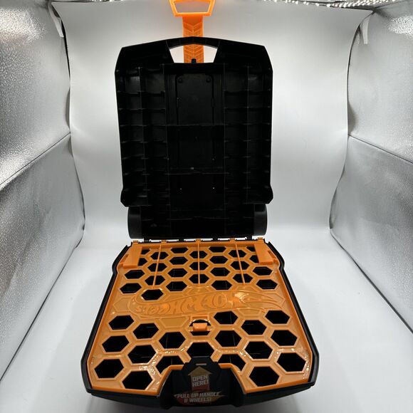 Hot Wheels 100-Car Carrying Case Box Storage 2014 Mattel Inc. PREOWNED EUC - Picture 6 of 13